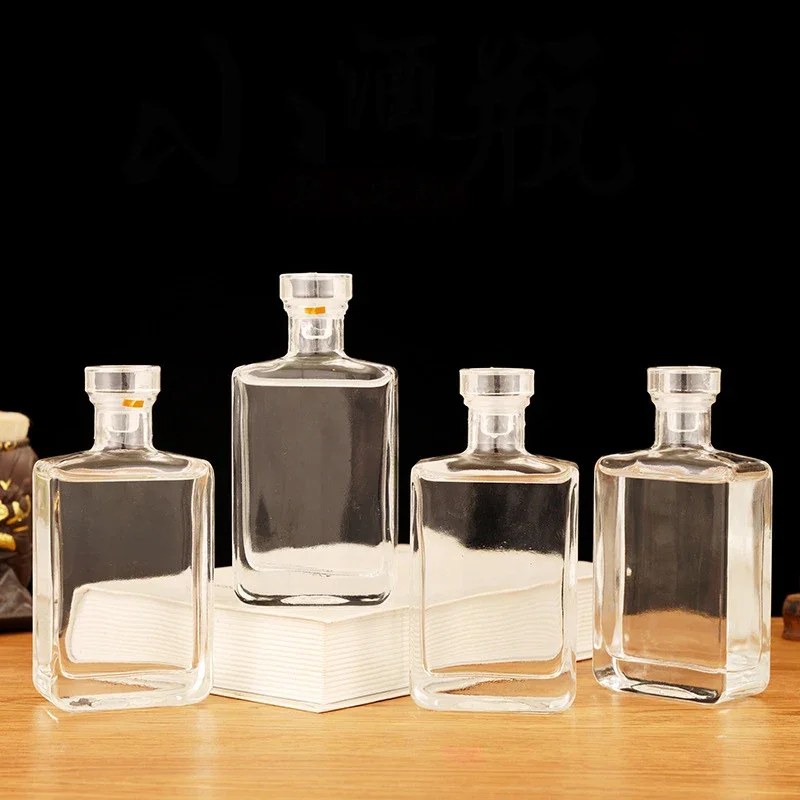 Quadratischer Whisky-Dekanter  – Wine Beer And Spirits Bewertung und Preis