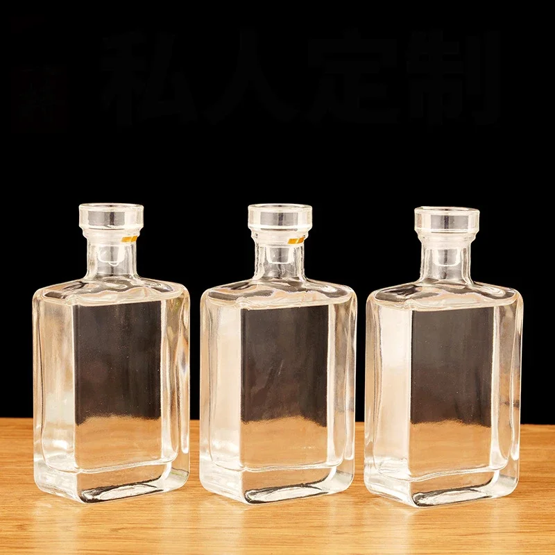 Quadratischer Whisky-Dekanter  – Wine Beer And Spirits Bewertung und Preis